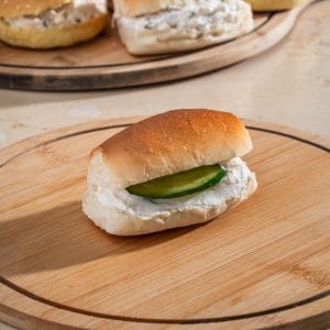 Labneh cumber Sandwich